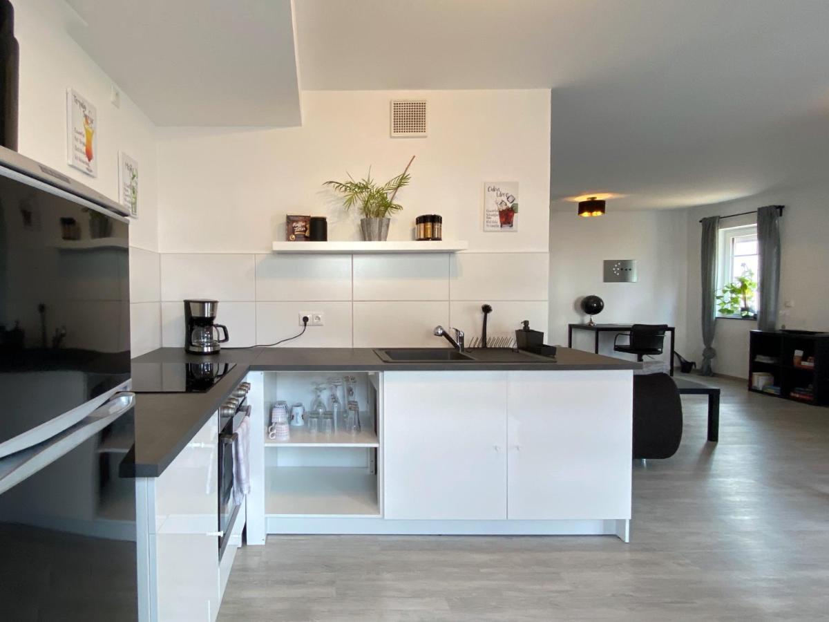 StayCozy Bike&Ski Apartments, free WIFI, Netflix, Erdgeschoss Winterberg Exterior foto