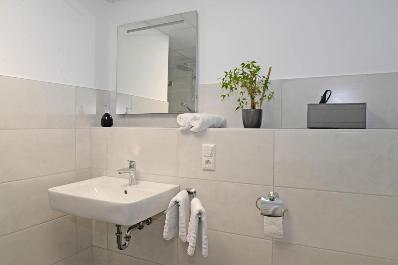 StayCozy Bike&Ski Apartments, free WIFI, Netflix, Erdgeschoss Winterberg Exterior foto